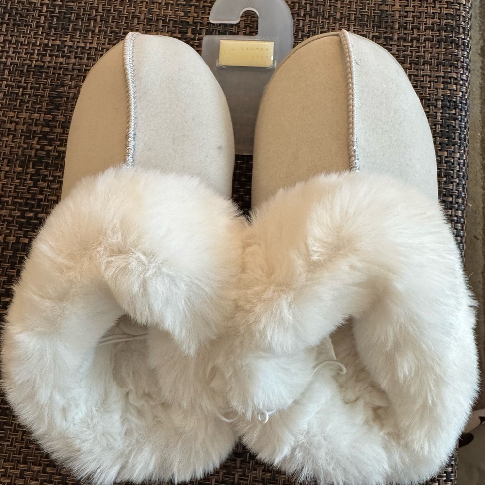 LC Lauren Conrad Cream Fur-Lined Slippers